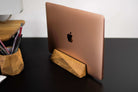 VERTICAL MINIMALISTIC MACBOOK STAND - Chopzwood