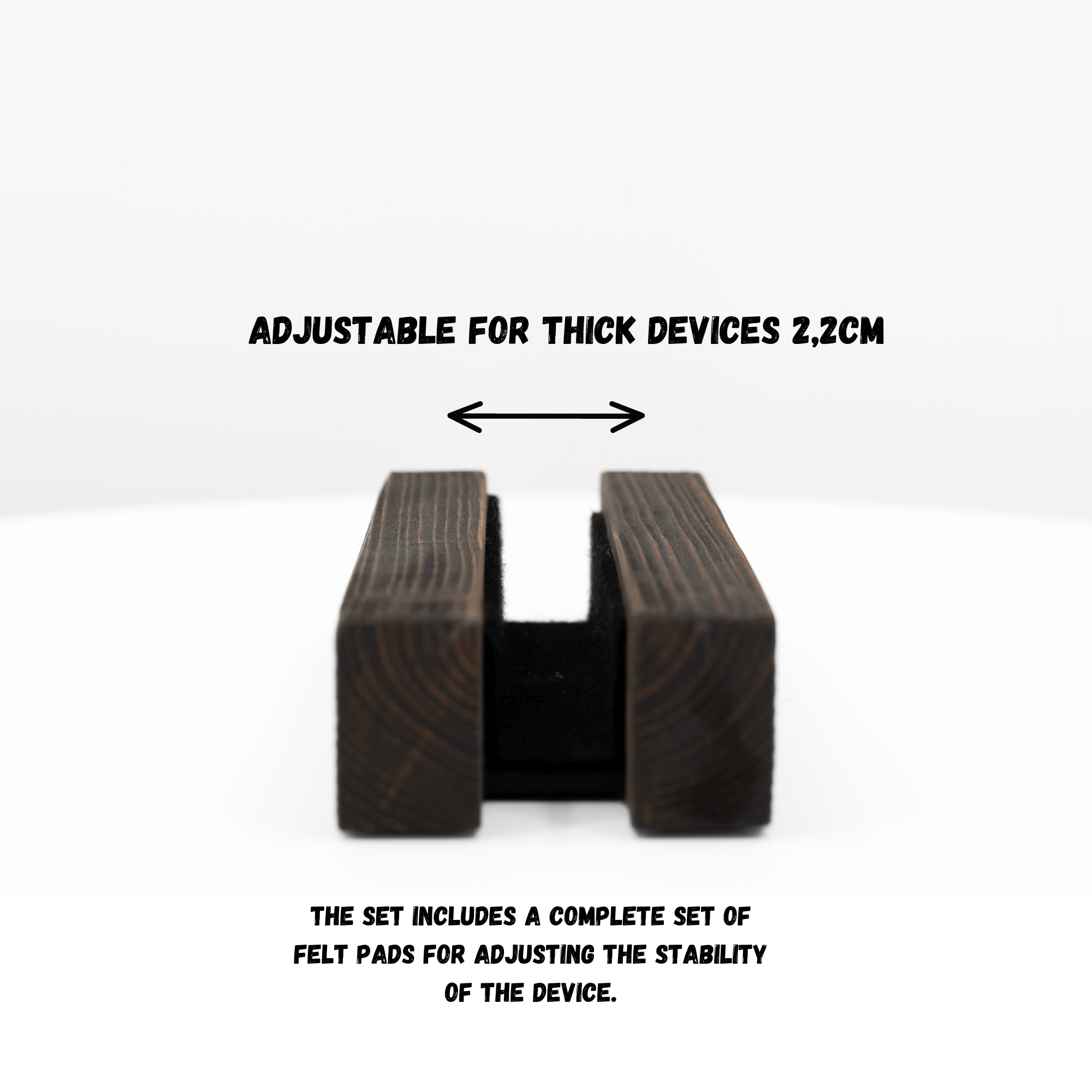 VERTICAL RUSTIC MACBOOK STAND - Chopzwood